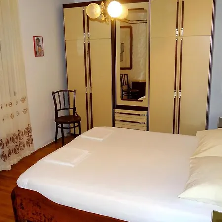 By The Sea Pag - 6290 Apartman