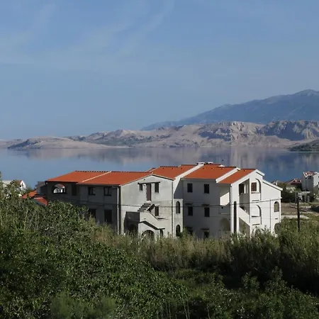 By The Sea Pag - 6290 Apartman *